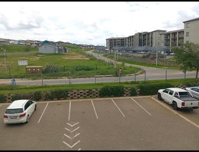 2 BEDROOM APARTMENT FOR SALE IN FLEURHOF